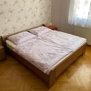  Apartment Iva